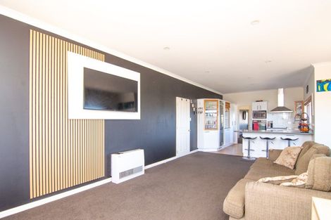 Photo of property in 38 Leander Place, Milson, Palmerston North, 4414