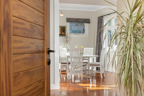 Photo of property in 25 Windsor Road, Bellevue, Tauranga, 3110