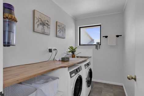 Photo of property in 8 Taipari Avenue, Raglan, 3225