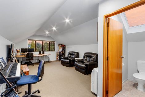 Photo of property in 7 Glandovey Road, Fendalton, Christchurch, 8052