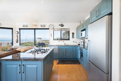 Photo of property in 51 Wharariki Road, Puponga, Collingwood, 7073