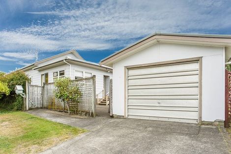Photo of property in 2 Lorien Court, Raumati Beach, Paraparaumu, 5032