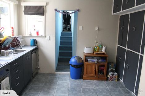 Photo of property in 4 Howard Street, Mount Cook, Wellington, 6021