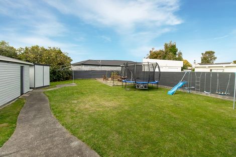 Photo of property in 6 Sutherland Crescent, Westbrook, Palmerston North, 4412