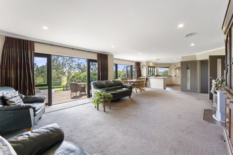 Photo of property in 45f Briarwood Road, Kelvin Grove, Palmerston North, 4470