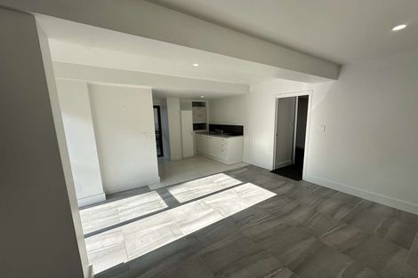 Photo of property in 1/25 Cron Avenue, Te Atatu South, Auckland, 0610