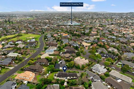 Photo of property in 8 Chiania Place, Somerville, Auckland, 2014