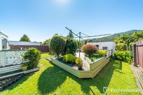 Photo of property in 34 Wellington Road, Wainuiomata, Lower Hutt, 5014