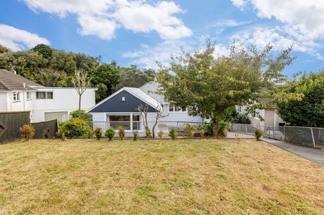 Photo of property in 8 Ngahue Crescent, Elsdon, Porirua, 5022