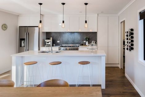 Photo of property in 9 Denham Court, Flagstaff, Hamilton, 3210