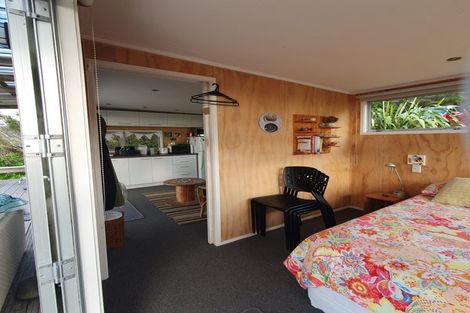 Photo of property in 15 Kowhai Place, Tuateawa, Coromandel, 3583