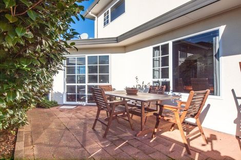 Photo of property in 143 Westchester Drive, Churton Park, Wellington, 6037
