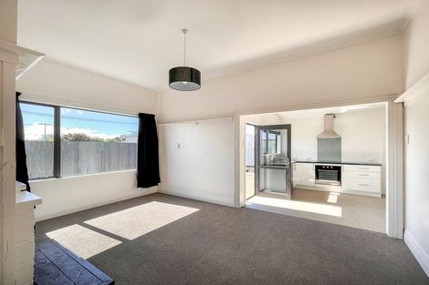 Photo of property in 4 Cross Street, Milton, 9220