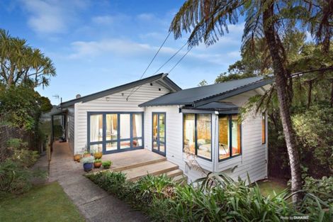 Photo of property in 17 Highbury Crescent, Highbury, Wellington, 6012