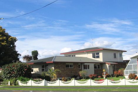 Photo of property in 142 Ngatai Road, Otumoetai, Tauranga, 3110
