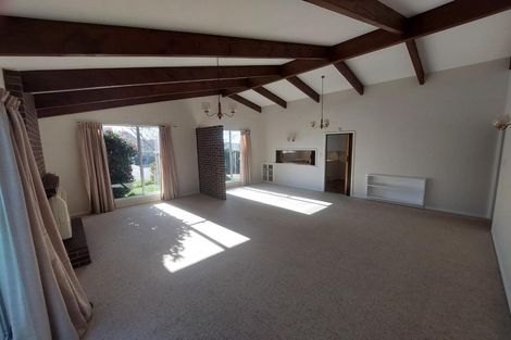 Photo of property in 5 Nanette Street, Upper Riccarton, Christchurch, 8041