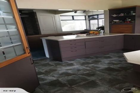 Photo of property in 295 Glover Road, Hawera, 4675