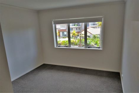 Photo of property in Santa Rosa, 2/340 Gulf Harbour Drive, Gulf Harbour, Whangaparaoa, 0930