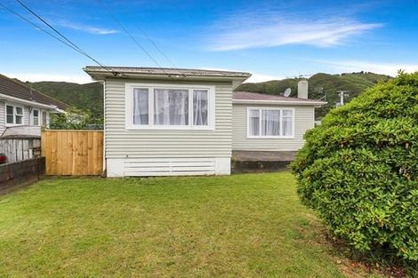 Photo of property in 90 Wise Street, Wainuiomata, Lower Hutt, 5014