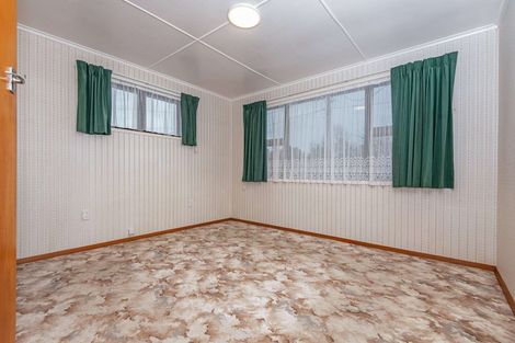 Photo of property in 28 Ormond Street, Woodville, 4920