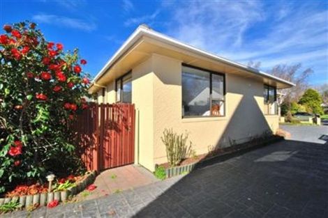 Photo of property in 1/412 Memorial Avenue, Burnside, Christchurch, 8053