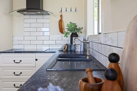 Photo of property in 41 Dingadee Street, Welcome Bay, Tauranga, 3112