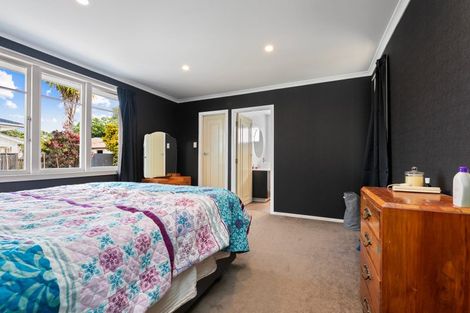 Photo of property in 46 Queen Road, Bellevue, Tauranga, 3110