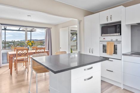 Photo of property in 140 Matai Road, Raumati Beach, Paraparaumu, 5032