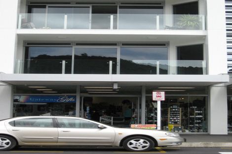 Photo of property in 12-20 London Quay, Picton, 7220