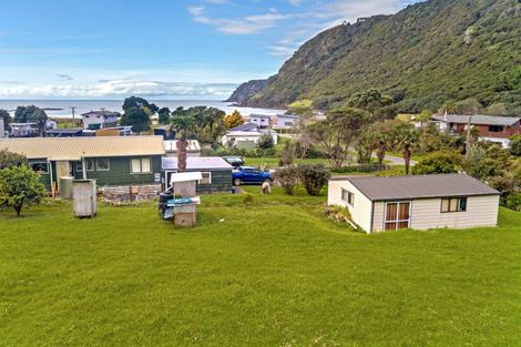 Photo of property in 10 Bolton Place, Hicks Bay, Tikitiki, 4087