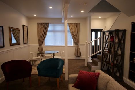 Photo of property in 6 Brougham Street, Mount Victoria, Wellington, 6011