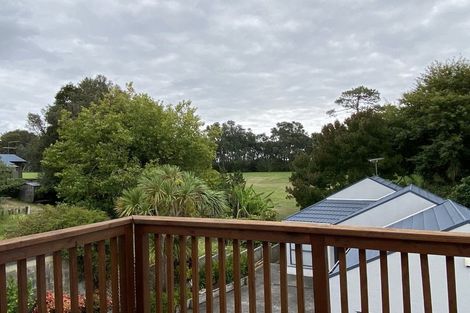 Photo of property in 1/284 Sunset Road, Windsor Park, Auckland, 0632
