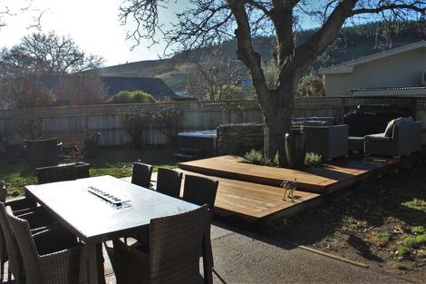 Photo of property in 74 Sunderland Street, Clyde, 9330