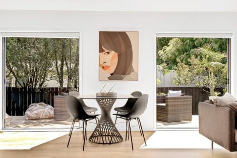 Photo of property in 38 Childers Road, Ranui, Auckland, 0612