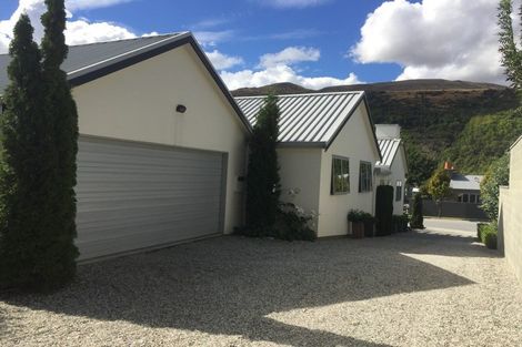 Photo of property in 6 Helms Court, Arrowtown, 9302