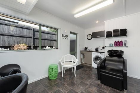 Photo of property in 9 Acornia Close, Ohauiti, Tauranga, 3112