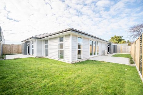 Photo of property in 42 Lombard Street, Palmerston North, 4410