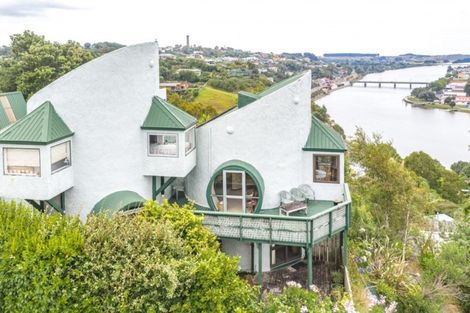 Photo of property in 14 Wairere Road, Bastia Hill, Whanganui, 4500