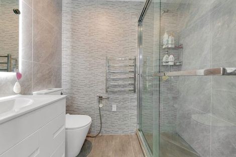 Photo of property in 186a Pakuranga Road, Pakuranga, Auckland, 2010