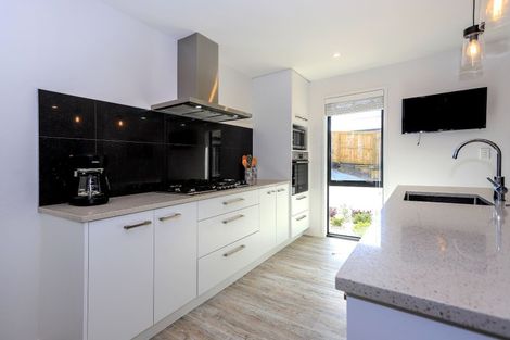 Photo of property in 15 Anglers Way, Omokoroa, 3114