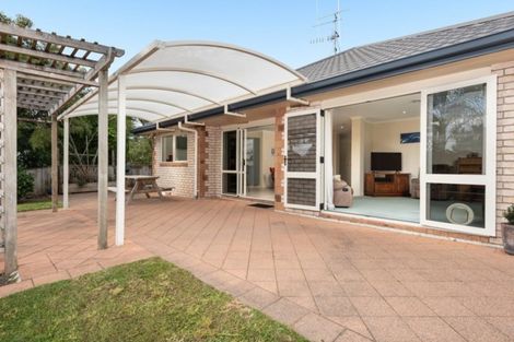 Photo of property in 18 Bateleur Close, Welcome Bay, Tauranga, 3112