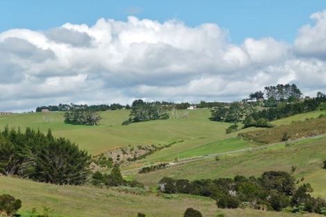 Photo of property in 10 Freyja Crescent, Coopers Beach, 0420