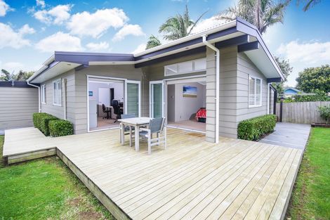 Photo of property in 26 Pipitea Place, Massey, Auckland, 0614