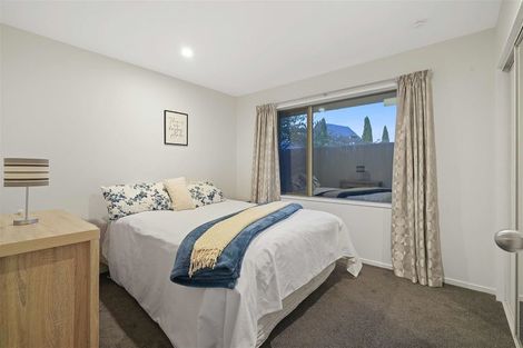 Photo of property in 8 Belgrove Place, Parklands, Christchurch, 8083