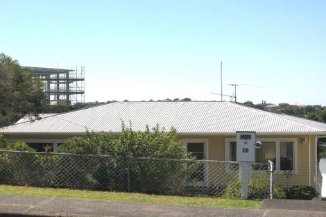 Photo of property in 31 Sunrise Avenue, Murrays Bay, Auckland, 0630