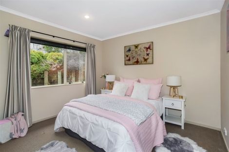 Photo of property in 115 Valley Road, Pukekohe, 2120