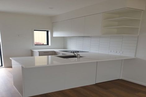 Photo of property in 4/47a Huntington Drive, Huntington Park, Auckland, 2013