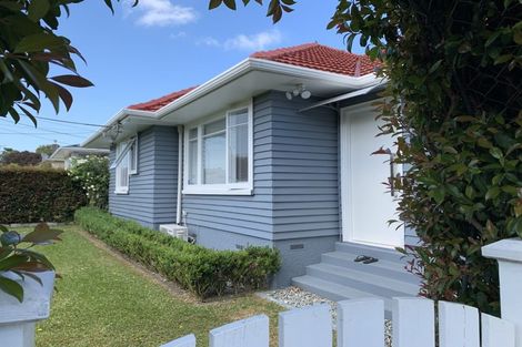 Photo of property in 1/25 Barrys Road, Glendene, Auckland, 0602