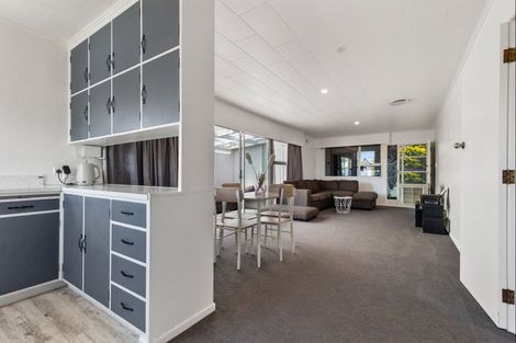 Photo of property in 3 Guildford Street, Levin, 5510