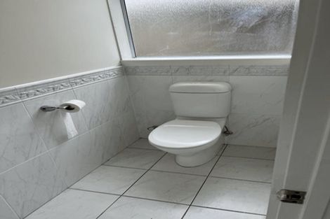 Photo of property in 12 Portadown Avenue, Pakuranga Heights, Auckland, 2010